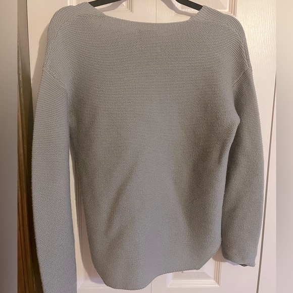 WILFRED Free V-Neck Long Sleeve Knit Sweater. Size Extra Small XS. Grey-Mauve. - Picture 5 of 5